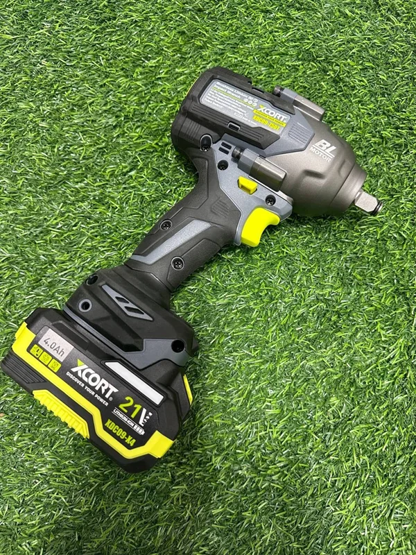 بکس شارژی صنعتی 750 نیوتون با ضمانت باز کردن چرخ هر گونه ماشین 1/2 ایکس کورت مدل 750N اصلی ویدئو تست پائین صفحه