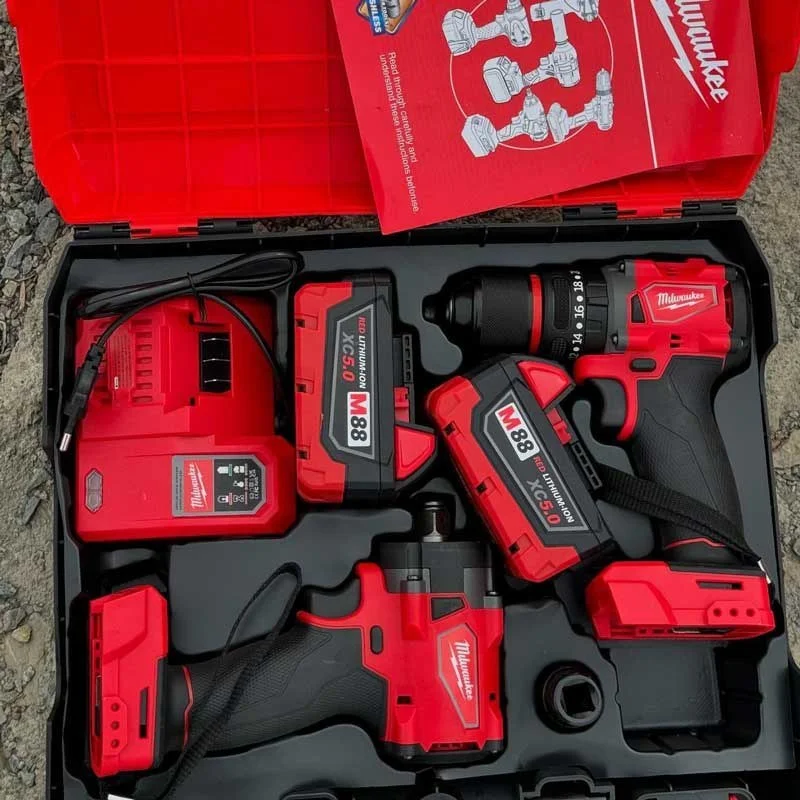 ست دو قلوی دریل 3 کاره و بکس 330 نیوتون شارژی با باتری 5 آمپری میلواکی مدل XC_5.0